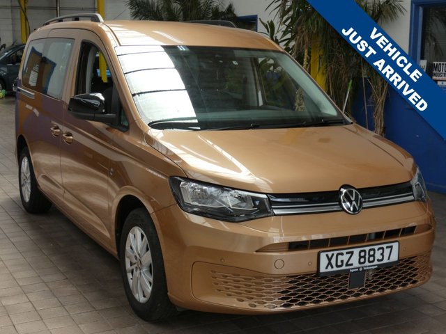 View our Volkswagen Caddy Maxi 2.0 TDI Life MPV 5dr Diesel Manual Euro 6 (s/s) (122 ps)
