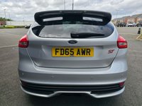 USED 2015 65 FORD FOCUS 2.0T EcoBoost ST-2 Hatchback 5dr Petrol Manual Euro 6 (s/s) (250 ps) FORD + 1 OWNER 11 SERVICES