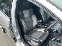 USED 2015 65 FORD FOCUS 2.0T EcoBoost ST-2 Hatchback 5dr Petrol Manual Euro 6 (s/s) (250 ps) FORD + 1 OWNER 11 SERVICES