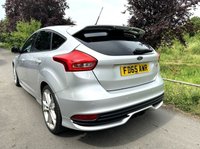 USED 2015 65 FORD FOCUS 2.0T EcoBoost ST-2 Hatchback 5dr Petrol Manual Euro 6 (s/s) (250 ps) FORD + 1 OWNER 11 SERVICES