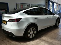 USED 2022 72 TESLA MODEL Y SUV 5dr Electric Auto RWD (346 ps) STUNNING EXAMPLE SUNROOF SAT NAV LEATHER HEATED SEATS PARKING CAMERA CRUISE CONTROL 1 OWNER WARRANTY