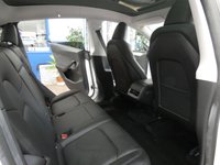 USED 2022 72 TESLA MODEL Y SUV 5dr Electric Auto RWD (346 ps) STUNNING EXAMPLE SUNROOF SAT NAV LEATHER HEATED SEATS PARKING CAMERA CRUISE CONTROL 1 OWNER WARRANTY