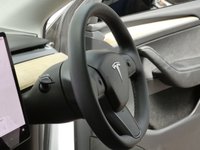 USED 2022 72 TESLA MODEL Y SUV 5dr Electric Auto RWD (346 ps) STUNNING EXAMPLE SUNROOF SAT NAV LEATHER HEATED SEATS PARKING CAMERA CRUISE CONTROL 1 OWNER WARRANTY