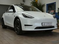 USED 2022 72 TESLA MODEL Y SUV 5dr Electric Auto RWD (346 ps) STUNNING EXAMPLE SUNROOF SAT NAV LEATHER HEATED SEATS PARKING CAMERA CRUISE CONTROL 1 OWNER WARRANTY