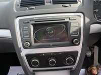 USED 2010 10 SKODA OCTAVIA 1.6 TDI GreenLine Estate 5dr Diesel Manual Euro 5 (105 ps) 7 SERVICE STAMPS! &pound;35 ROAD TAX. DIESEL. 2 KEYS