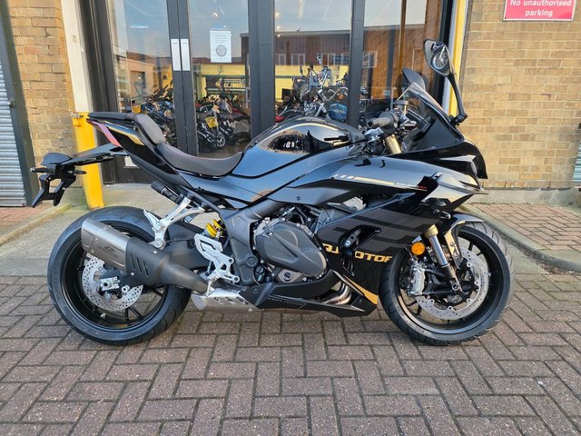 View our QJMOTOR SRK 800 RR