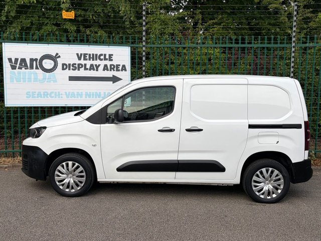 View our PEUGEOT PARTNER