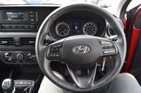 USED 2022 72 HYUNDAI I10 1.0 SE Hatchback 5dr Petrol Manual Euro 6 (s/s) (67 ps) ONLY 11250 MILES FROM NEW !!