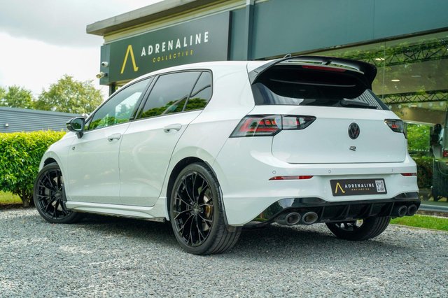 View our VOLKSWAGEN GOLF