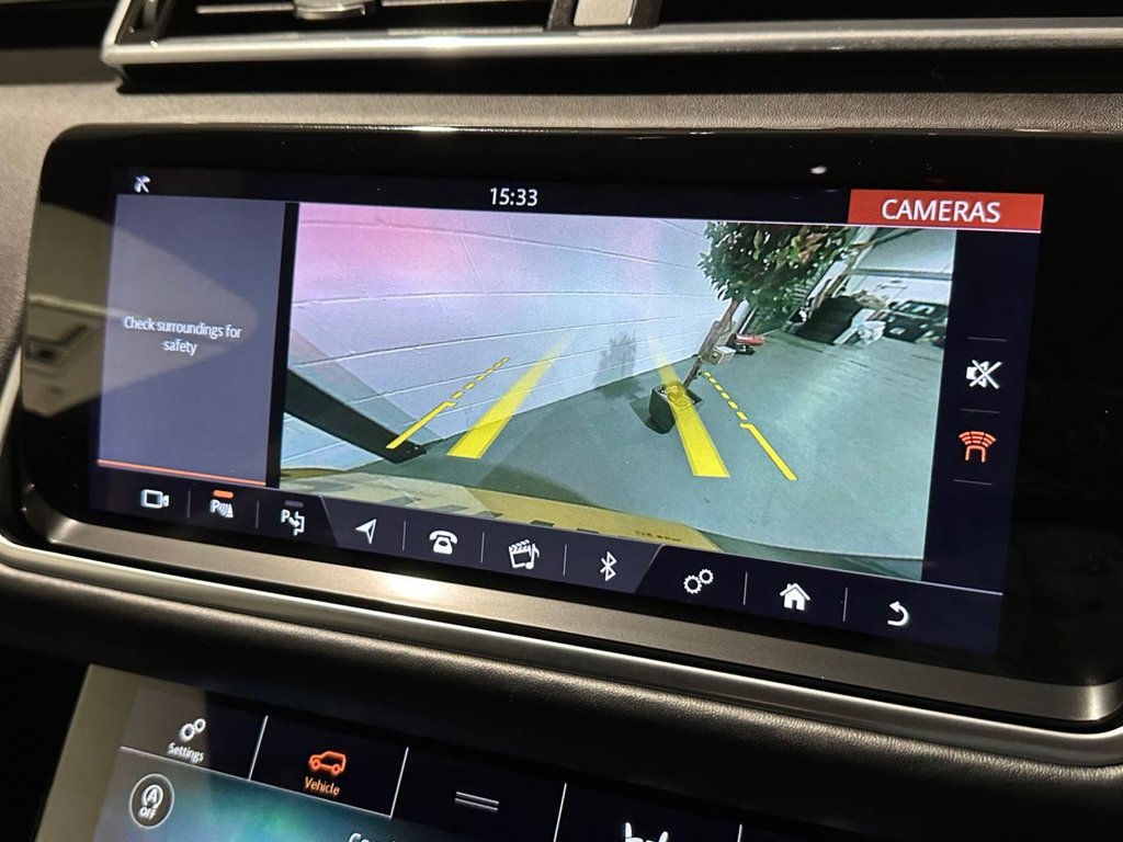 USED 2018 68 LAND ROVER RANGE ROVER VELAR 3.0 SD6 V6 R-Dynamic HSE SUV 5dr Diesel Auto 4WD Euro 6 (s/s) (300 ps) 