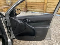 USED 2002 02 FORD FOCUS 1.6i 16v Ghia Hatchback 5dr Petrol Manual (163 g/km, 99 bhp) 80,137 MILES ONLY TWO LOCAL OWNERS EXC CONDITION