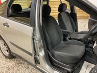 USED 2002 02 FORD FOCUS 1.6i 16v Ghia Hatchback 5dr Petrol Manual (163 g/km, 99 bhp) 80,137 MILES ONLY TWO LOCAL OWNERS EXC CONDITION