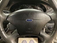 USED 2002 02 FORD FOCUS 1.6i 16v Ghia Hatchback 5dr Petrol Manual (163 g/km, 99 bhp) 80,137 MILES ONLY TWO LOCAL OWNERS EXC CONDITION