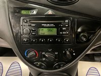 USED 2002 02 FORD FOCUS 1.6i 16v Ghia Hatchback 5dr Petrol Manual (163 g/km, 99 bhp) 80,137 MILES ONLY TWO LOCAL OWNERS EXC CONDITION
