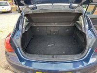 USED 2011 11 VAUXHALL ASTRA 1.6 16v Elite Hatchback 5dr Petrol Easytronic Euro 5 (115 ps) 