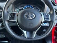 USED 2015 15 TOYOTA YARIS 1.5 VVT-h Icon Hatchback 5dr Petrol Hybrid E-CVT Euro 6 (101 ps) Comprehensive Service History  |  Only 2 Owners From Brand New  |  Set of 2 Keys