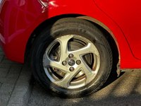 USED 2015 15 TOYOTA YARIS 1.5 VVT-h Icon Hatchback 5dr Petrol Hybrid E-CVT Euro 6 (101 ps) Comprehensive Service History  |  Only 2 Owners From Brand New  |  Set of 2 Keys