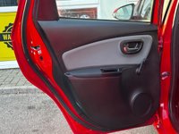 USED 2015 15 TOYOTA YARIS 1.5 VVT-h Icon Hatchback 5dr Petrol Hybrid E-CVT Euro 6 (101 ps) Comprehensive Service History  |  Only 2 Owners From Brand New  |  Set of 2 Keys