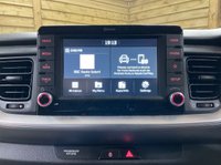 USED 2020 70 KIA STONIC 1.0 T-GDi 2 GPF SUV 5dr Petrol Manual Euro 6 (s/s) (118 bhp) 14,201 MILES ONLY TWO LOCAL OWNERS OUTSTANDING