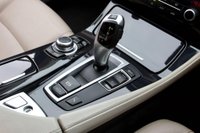 USED 2015 15 BMW 5 SERIES 2.0 518d SE Auto Euro 6 (s/s) 4dr FSH-NAV-PDC-HTD OYSTER LEATHER