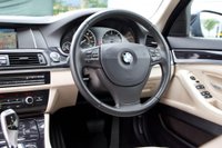 USED 2015 15 BMW 5 SERIES 2.0 518d SE Auto Euro 6 (s/s) 4dr FSH-NAV-PDC-HTD OYSTER LEATHER
