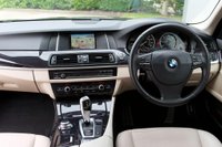 USED 2015 15 BMW 5 SERIES 2.0 518d SE Auto Euro 6 (s/s) 4dr FSH-NAV-PDC-HTD OYSTER LEATHER
