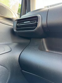 USED 2023 72 VAUXHALL Combo Life Electric 50kWh Design XL MPV 5dr Electric Auto (7.4kW Charger) (136 ps) 