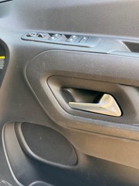 USED 2023 72 VAUXHALL Combo Life Electric 50kWh Design XL MPV 5dr Electric Auto (7.4kW Charger) (136 ps) 