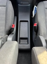 USED 2023 72 VAUXHALL Combo Life Electric 50kWh Design XL MPV 5dr Electric Auto (7.4kW Charger) (136 ps) 