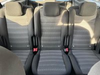 USED 2023 72 VAUXHALL Combo Life Electric 50kWh Design XL MPV 5dr Electric Auto (7.4kW Charger) (136 ps) 