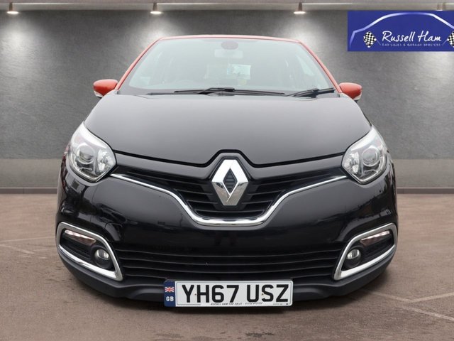 View our RENAULT CAPTUR