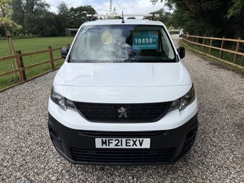 View our PEUGEOT PARTNER