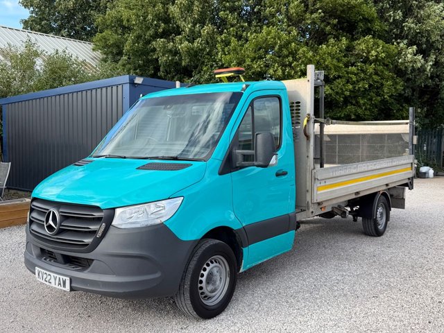 View our Mercedes-Benz Sprinter 2.0 315 CDI Progressive Dropside 2dr Diesel Manual RWD L3 Euro 6 (s/s) (150 ps)