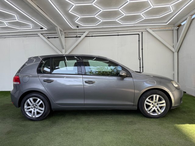 View our VOLKSWAGEN GOLF