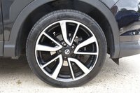 USED 2017 17 NISSAN QASHQAI 1.6 dCi Tekna SUV 5dr Diesel XTRON 2WD Euro 6 (s/s) (130 ps) 1 Owner from New | Full Nissan Service History | Glass Panoramic Roof | Satellite Navigation | 2 Keys | Full Black Leather Upholstery | Heated Seats | 19" Alloy Wheels | Privacy Glass | Park Assist | MOT Valid (12/12/2026)