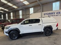 USED 2023 73 TOYOTA HI-LUX 2.8 D-4D Invincible X Pickup Double Cab 4dr Diesel Auto 4WD Euro 6 (s/s) (204 ps) LEATHER+CAMERA+AIR CON