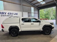 USED 2023 73 TOYOTA HI-LUX 2.8 D-4D Invincible X Pickup Double Cab 4dr Diesel Auto 4WD Euro 6 (s/s) (204 ps) LEATHER+CAMERA+AIR CON