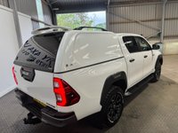 USED 2023 73 TOYOTA HI-LUX 2.8 D-4D Invincible X Pickup Double Cab 4dr Diesel Auto 4WD Euro 6 (s/s) (204 ps) LEATHER+CAMERA+AIR CON