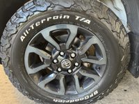 USED 2023 73 TOYOTA HI-LUX 2.8 D-4D Invincible X Pickup Double Cab 4dr Diesel Auto 4WD Euro 6 (s/s) (204 ps) LEATHER+CAMERA+AIR CON
