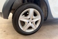 USED 2013 63 DACIA SANDERO STEPWAY 1.5 dCi Laureate Hatchback 5dr Diesel Manual Euro 5 (90 ps) 