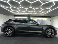 USED 2022 22 PORSCHE TAYCAN Performance Plus 93.4kWh 4S Cross Turismo 5dr Electric Auto 4WD (11kW Charger) (571 ps) 