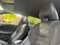 USED 2015 15 VOLVO V40 2.0 T2 R-Design Hatchback 5dr Petrol Manual Euro 6 (s/s) (122 ps) Recent MOT, 2 x Keys