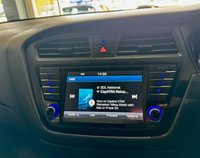 USED 2017 67 HYUNDAI I20 1.4 Premium Nav Hatchback 5dr Petrol Auto Euro 6 (100 ps) AUTOMATIC -SERVICE RECORDS - SAT NAV - APPLE CAR PLAY-ANDROID AUTO - PARKING CAMERA