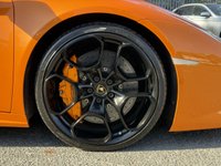 USED 2017 17 LAMBORGHINI HURACAN 5.2 V10 LP 610-4 Spyder 2dr Petrol LDF 4WD Euro 6 (s/s) (610 ps) Lift System, Gold II Tracker