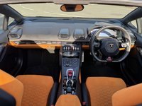 USED 2017 17 LAMBORGHINI HURACAN 5.2 V10 LP 610-4 Spyder 2dr Petrol LDF 4WD Euro 6 (s/s) (610 ps) Lift System, Gold II Tracker