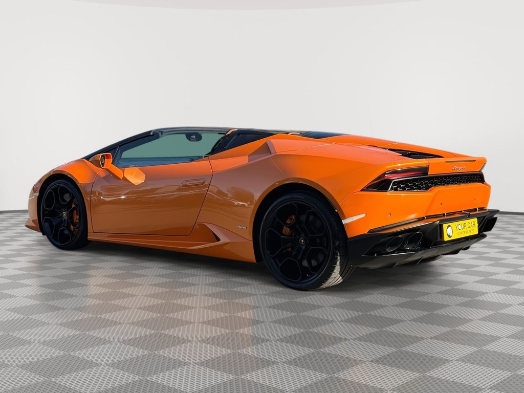 USED 2017 17 LAMBORGHINI HURACAN 5.2 V10 LP 610-4 Spyder 2dr Petrol LDF 4WD Euro 6 (s/s) (610 ps) Lift System, Gold II Tracker