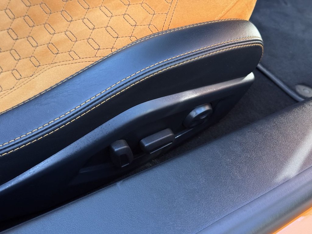 USED 2017 17 LAMBORGHINI HURACAN 5.2 V10 LP 610-4 Spyder 2dr Petrol LDF 4WD Euro 6 (s/s) (610 ps) Lift System, Gold II Tracker