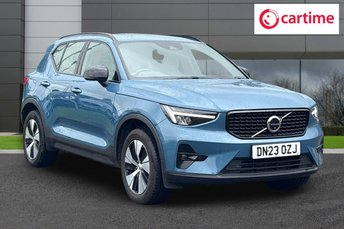 2023 VOLVO XC40