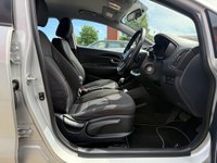 USED 2014 M KIA RIO 1.4 2 Hatchback 5dr Petrol Auto Euro 5 (107 bhp) Low Miles, Low Insurance, Automatic