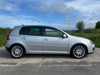 View our VOLKSWAGEN GOLF